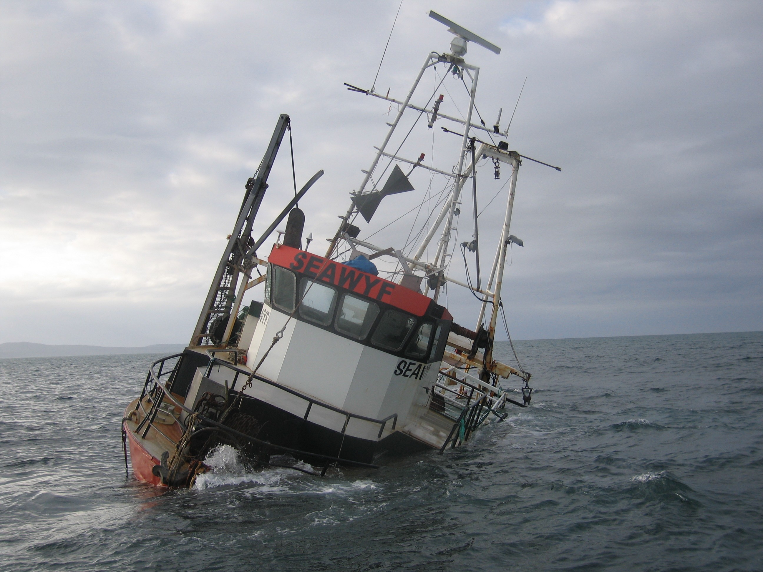 IMG_3931 – Sinking, Fishing, Boat, Sea, wyf, Doubtless, Bay, Fairway, Rocks,